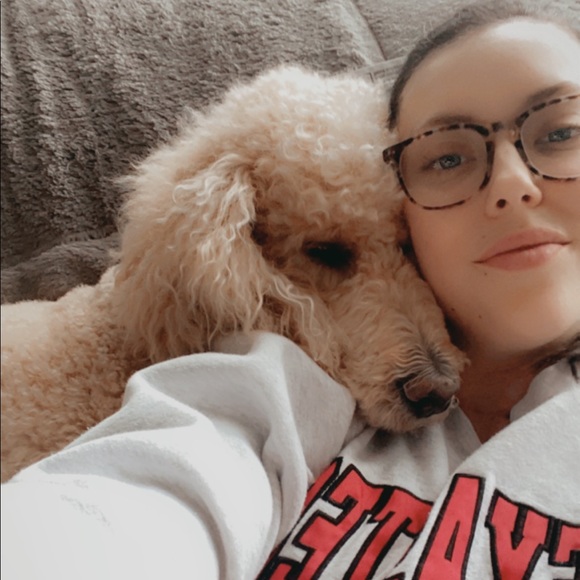 Meet your Posher, Paige - Picture 3 of 4